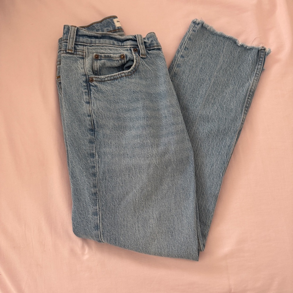 Abercrombie & Fitch Mid Rise 90s Straight Jean Curve Love